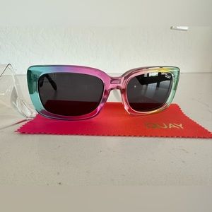 BRAND NEW QUAY COLORFUL YADA SUNGLASSES & CASE